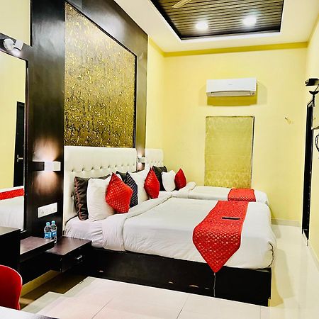 Hotel Grand Bhagwat, Udaipur Bagian luar foto