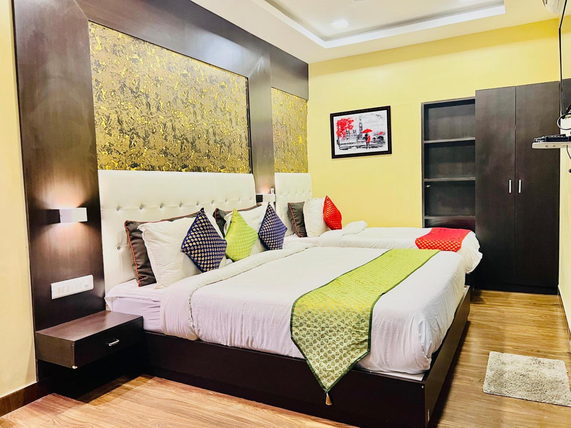 Hotel Grand Bhagwat, Udaipur Bagian luar foto