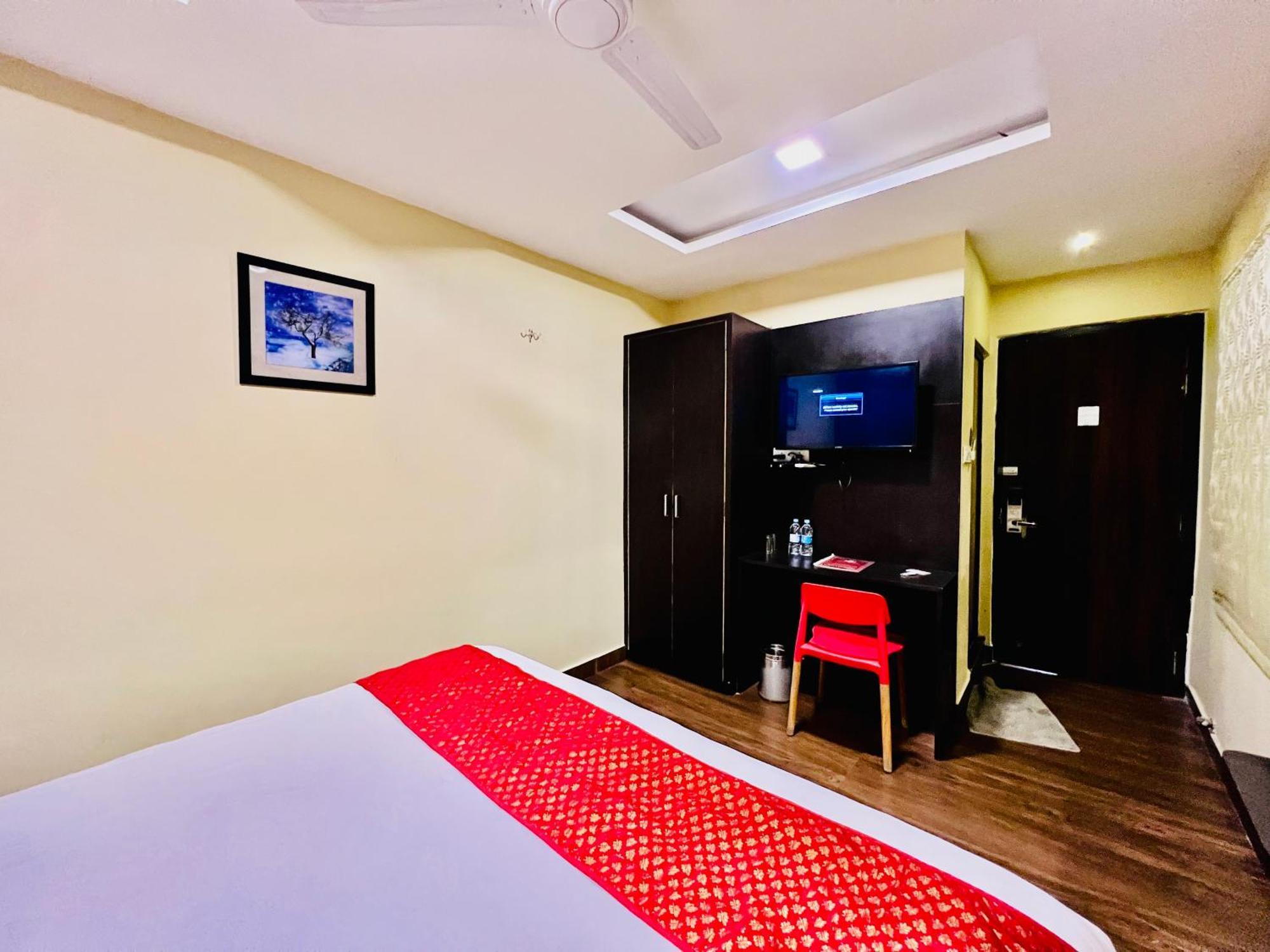 Hotel Grand Bhagwat, Udaipur Bagian luar foto