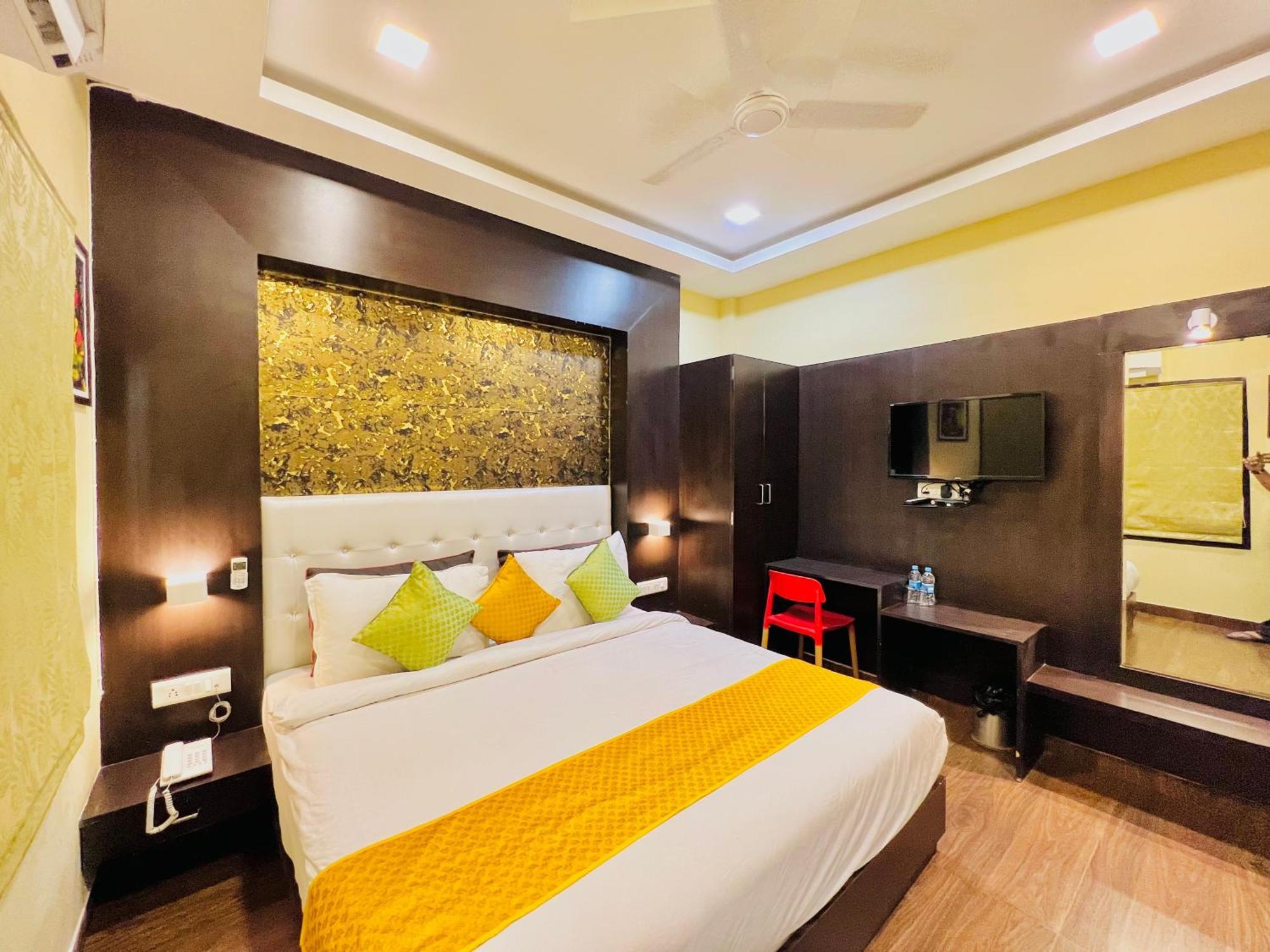Hotel Grand Bhagwat, Udaipur Bagian luar foto