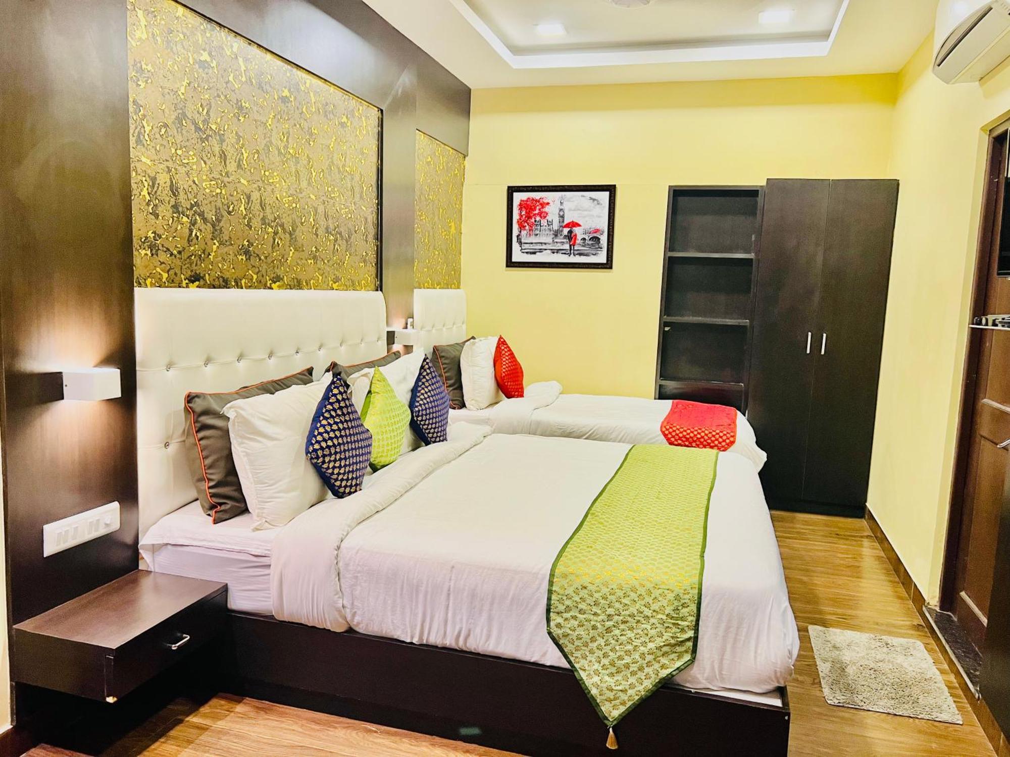 Hotel Grand Bhagwat, Udaipur Bagian luar foto